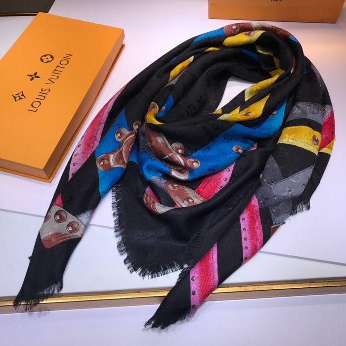 Louis Vuitton Scarf LV00131